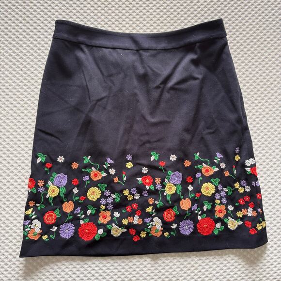 Brooks Brothers Embroidered Floral Skirt 4 Academia Career Work - Picture 1 of 5